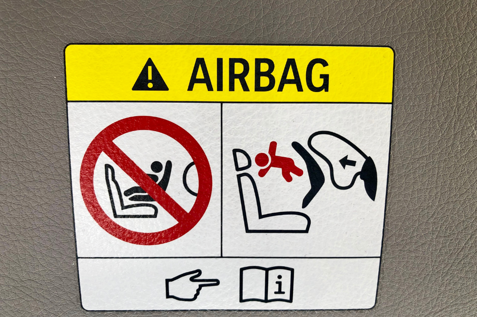 Vehicle Airbag Types & Functions