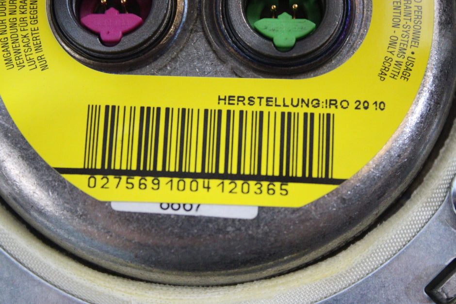 OEM Volvo Driver Steering Wheel Airbag – Fits S40, V50, C70, C30 (2005–2013) – Part 8623348 – Volvo – product view