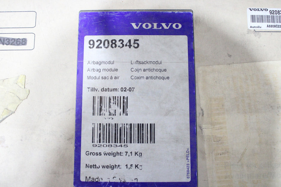 OEM Volvo Driver Steering Wheel Airbag – Fits S60, V70, XC70, C70, XC90 (2001–2004) – Part 9208345 – Volvo – product view