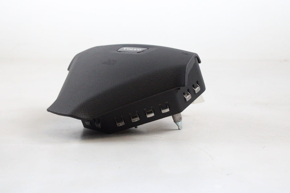 OEM Volvo Driver Steering Wheel Airbag – Fits S60, V70, XC70, C70, XC90 (2001–2004) – Part 9208345 – Volvo – product view