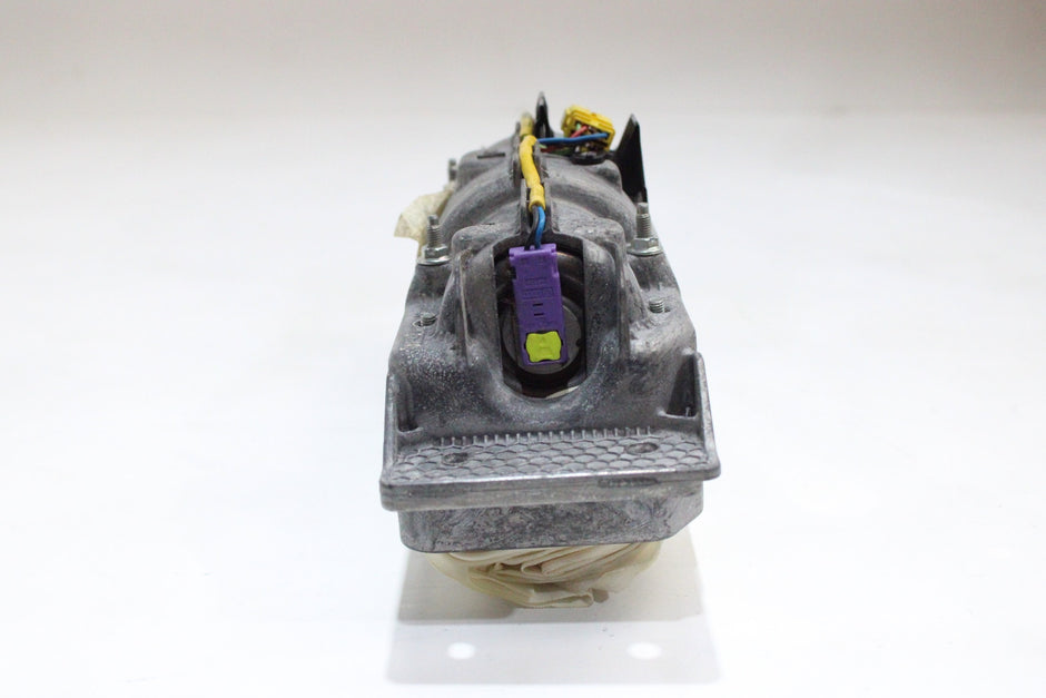 OEM Audi Passenger Dashboard Airbag – Fits RS4, A4, S4 (2005–2008) – Part 8E1 880 204 D – Audi – product view