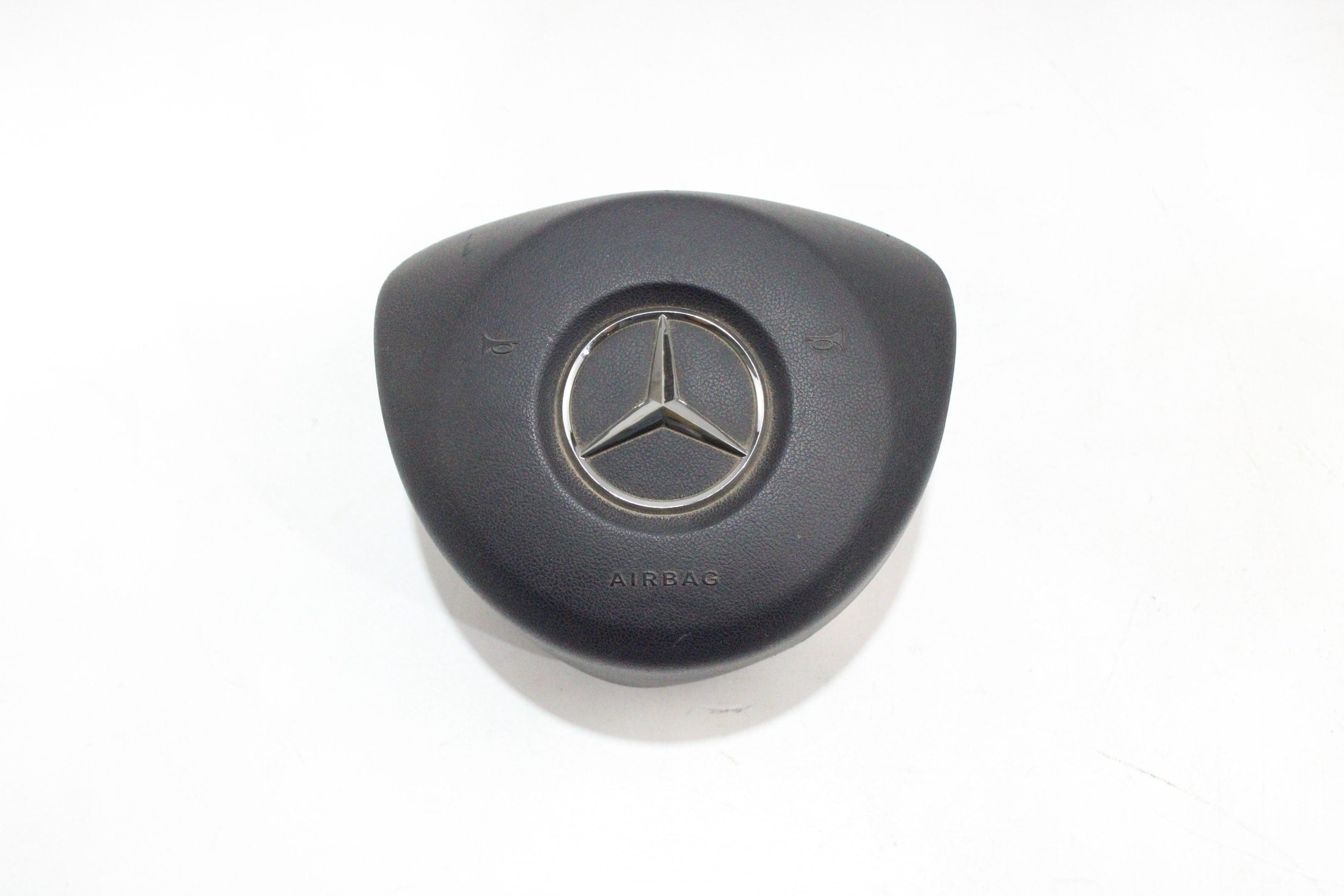 OEM Mercedes-Benz Driver Steering Wheel Airbag – Fits C300 (2015–2021) – Part 308486700162-AN – Mercedes-Benz – product view