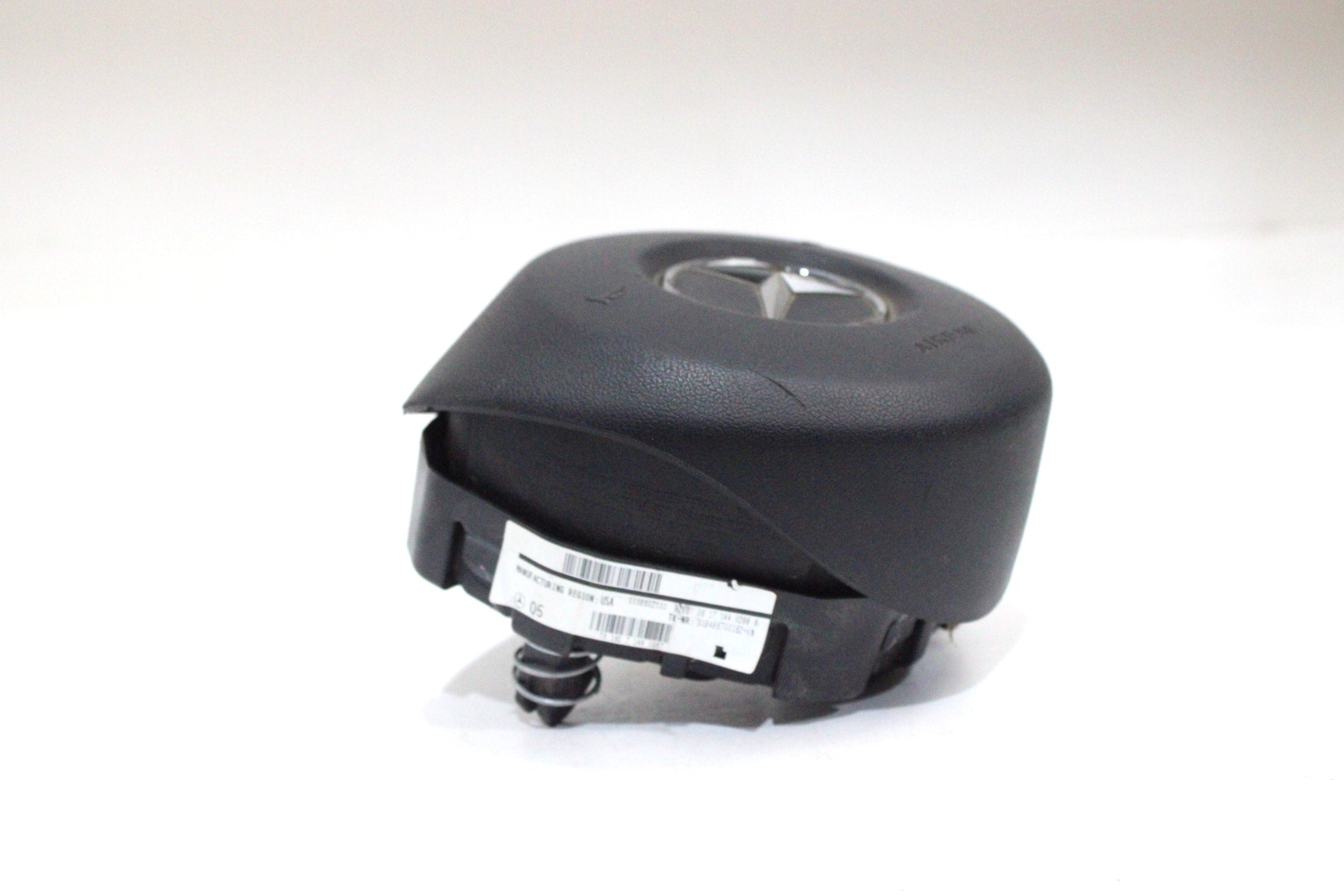 OEM Mercedes-Benz Driver Steering Wheel Airbag – Fits C300 (2015–2021) – Part 308486700162-AN – Mercedes-Benz – product view