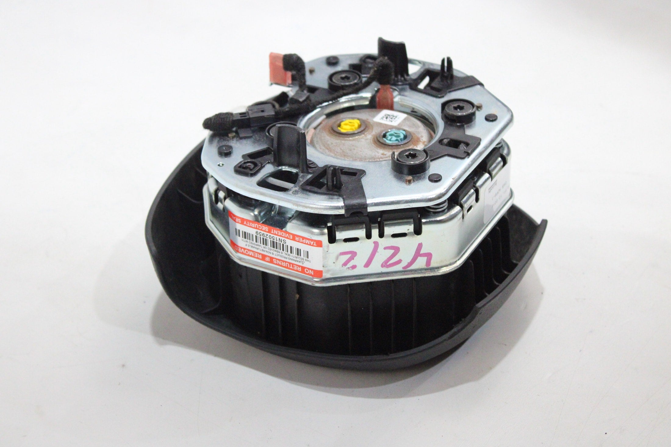 OEM Jeep Driver Steering Wheel Airbag – Fits Cherokee (2019–2023) – Part 6DZ70DX9AF – Jeep – product view