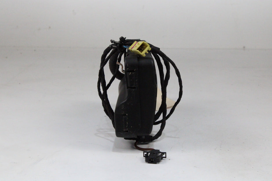 OEM Volkswagen Curtain Airbag – Fits Touareg (2003–2010) – Part 7LO 880 240 K – Volkswagen – product view