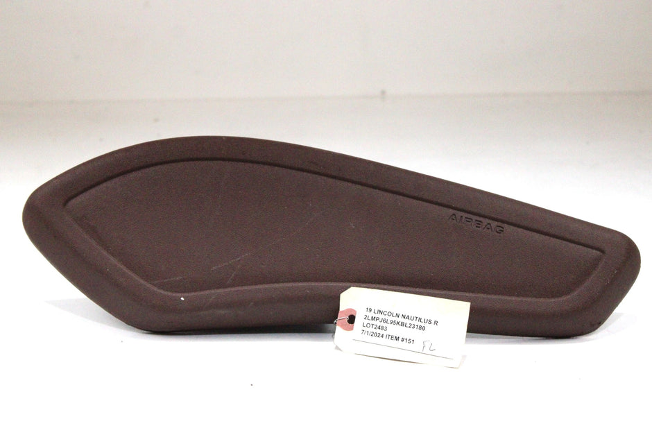 OEM Lincoln Driver Seat Airbag – Fits Nautilus (2019–2023) – Part KA1B-R611D11-AC3FR6 – Lincoln – product view