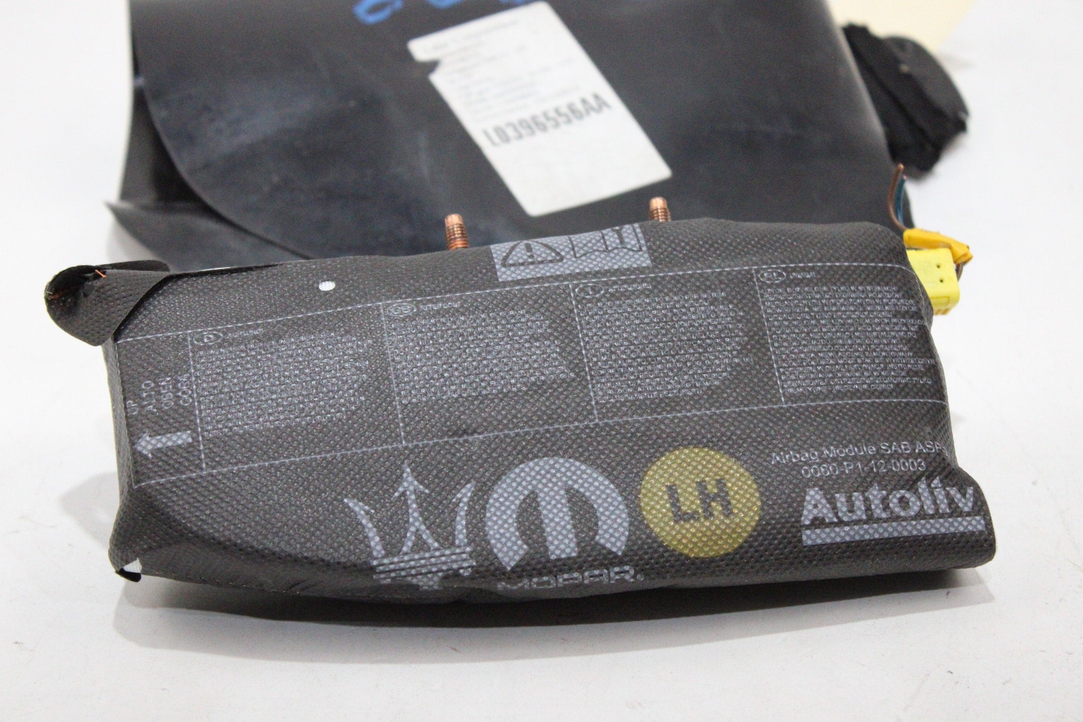 OEM Maserati Driver Seat Airbag – Fits Ghibli (2014–2019) – Part 670030126 – Maserati – product view