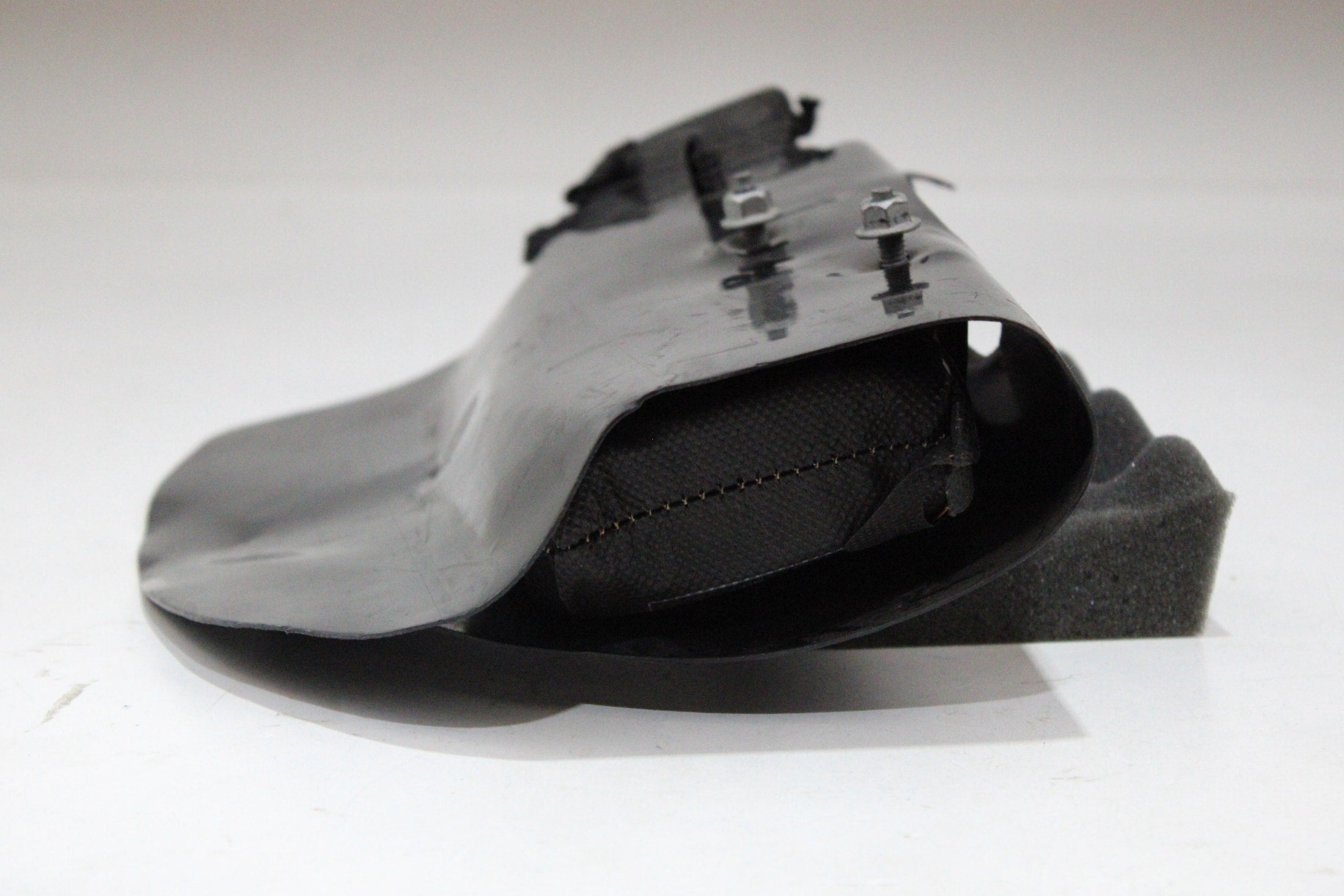 OEM Maserati Driver Seat Airbag – Fits Ghibli (2014–2019) – Part 670030126 – Maserati – product view