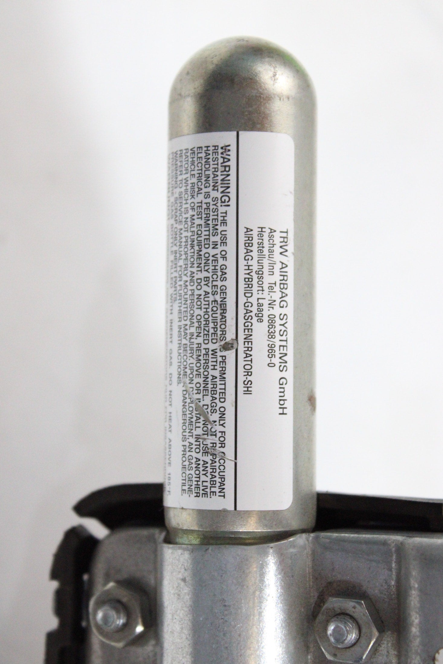 OEM Mercedes-Benz Side Airbag – Fits C-class (2000–2007) – Part A 203 860 25 05 – Mercedes-Benz – product view