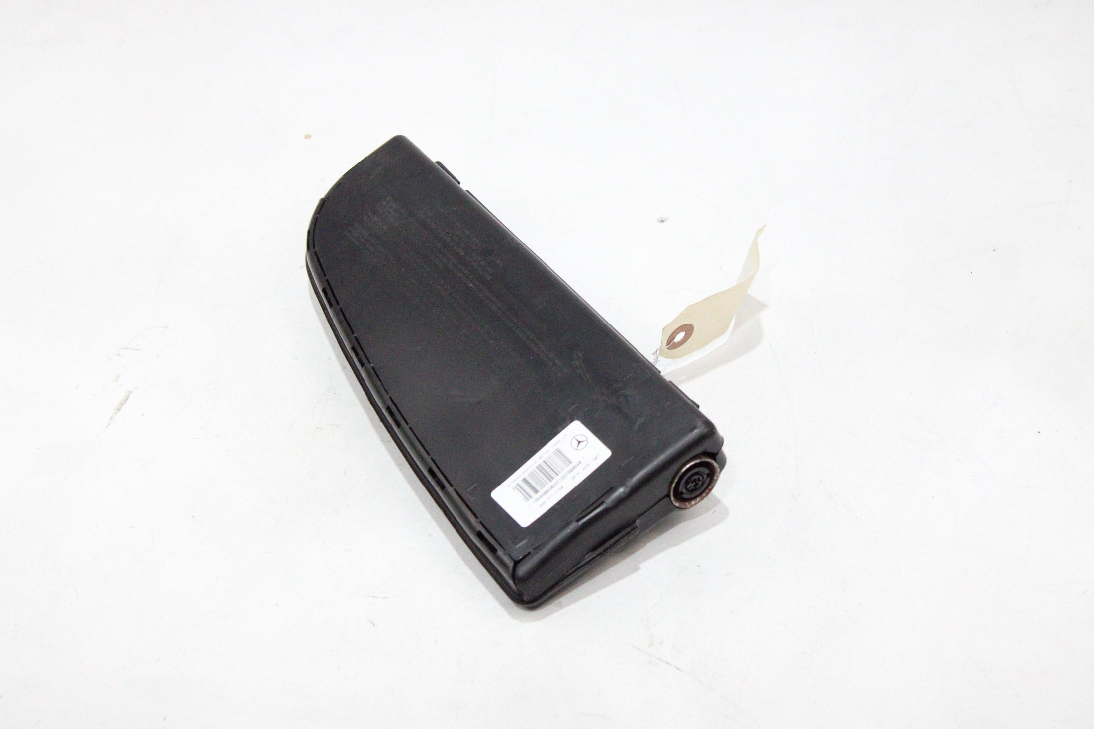 OEM Mercedes-Benz Driver Seat Airbag – Fits ML500, GLE350, GLS450 (2012–2019) – Part A1668600502 – Mercedes-Benz – product view
