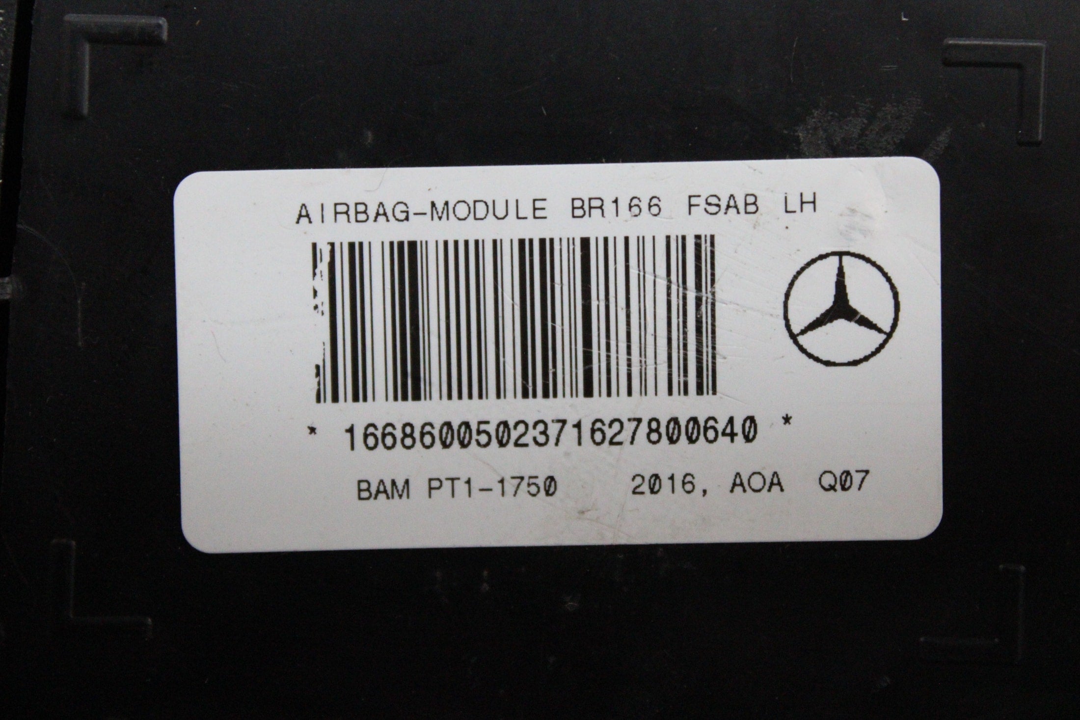 OEM Mercedes-Benz Driver Seat Airbag – Fits ML500, GLE350, GLS450 (2012–2019) – Part A1668600502 – Mercedes-Benz – product view