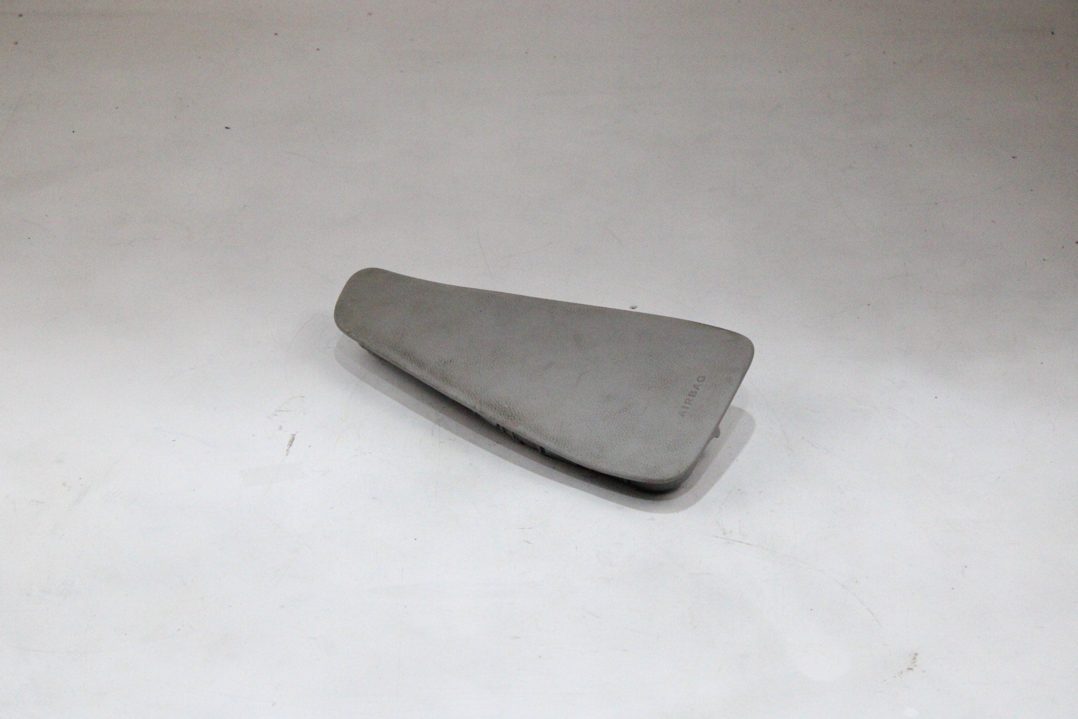 OEM Mercedes-Benz Driver Seat Airbag – Fits C 350, C 300, C 63 Amg (2008–2015) – Part 2048600105 – Mercedes-Benz – product view