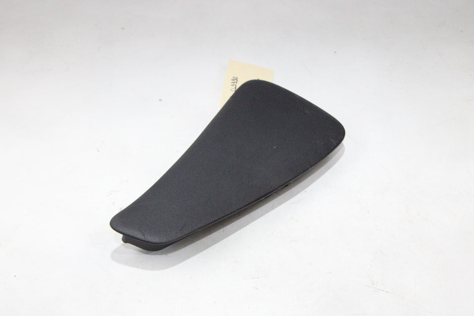 OEM Mercedes-Benz Driver Seat Airbag – Fits C-class (W204) (2007–2013) and E-class (W212) (2009–2016) and Cls-class (C218) (2011–2017) – Part 605011001 – Mercedes-Benz – product view