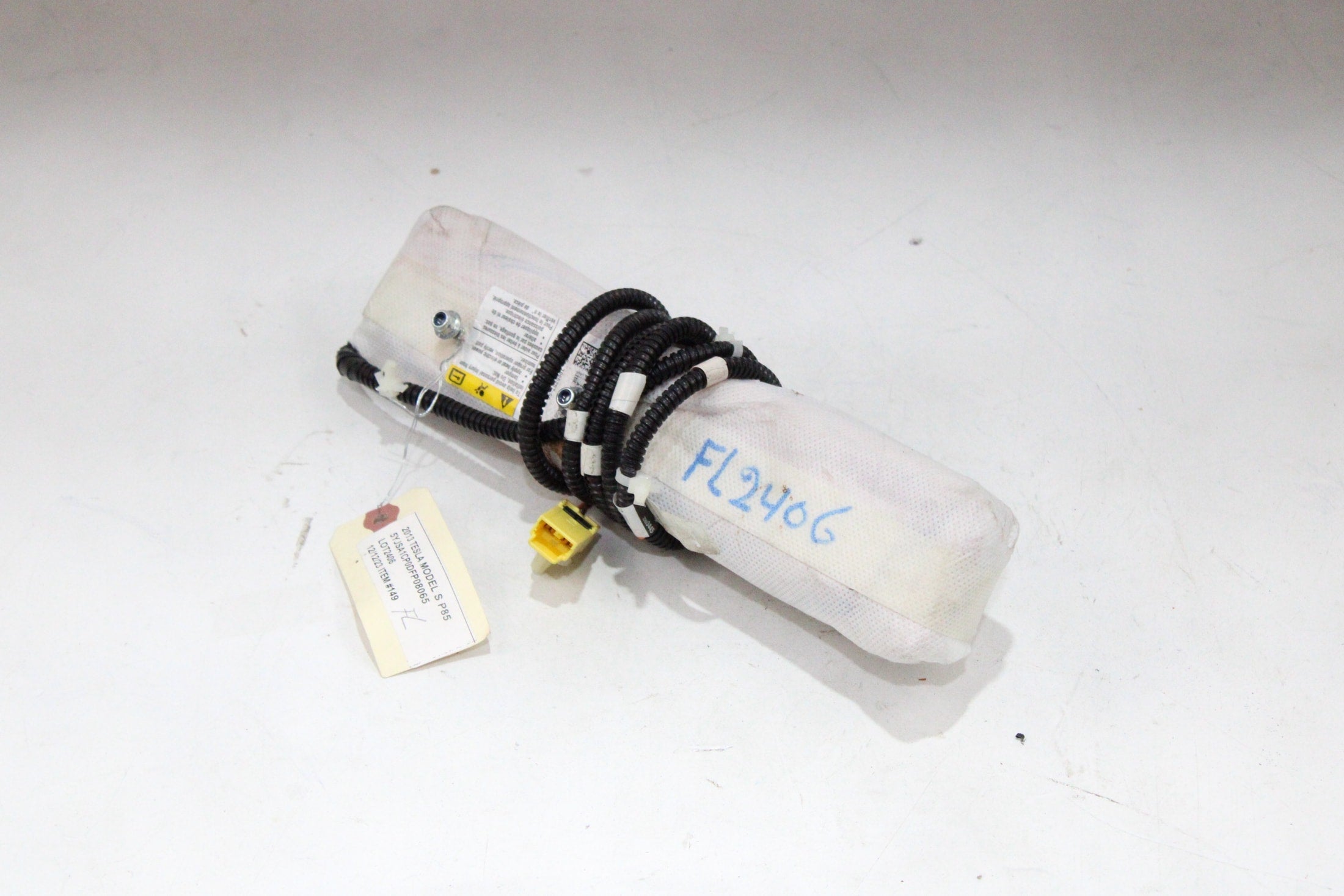 OEM Tesla Driver Seat Airbag – Fits Model S (2012–2016) – Part 1005257-00-B – Tesla – product view