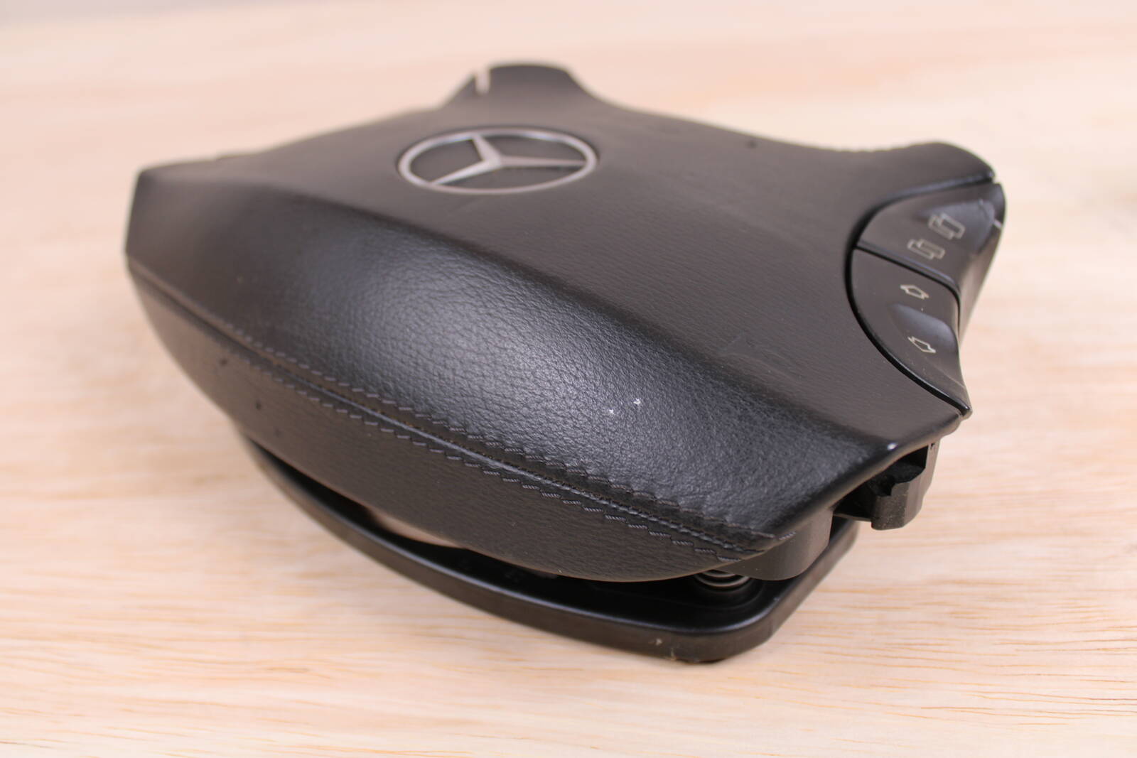 2000-2006 Mercedes-Benz S430, S500, S600, S55, CL500, CL600, CL55 Driver Steering Wheel Airbag – OEM A2204601498 - Mercedes-Benz