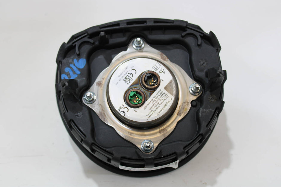 2006 - 2013 BMW 128i, 135i, 328i, 325i, 330i, 335i Driver Steering Wheel Airbag – OEM 32306884328 - BMW