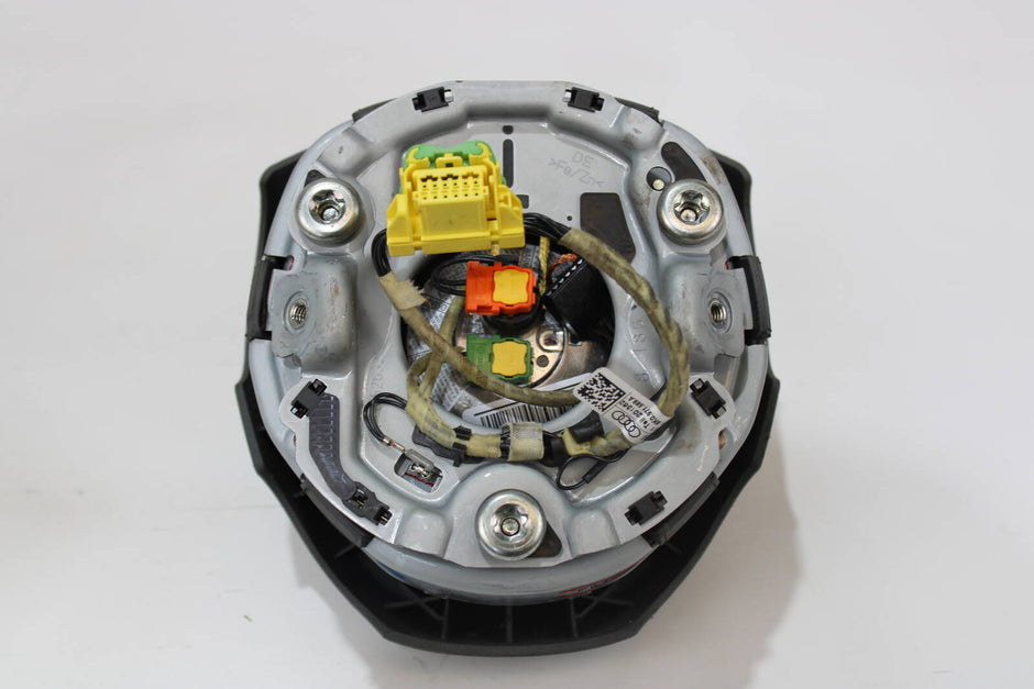 2009 - 2012 Audi A4 Driver Steering Wheel Airbag – OEM 8K0880201AG - Audi