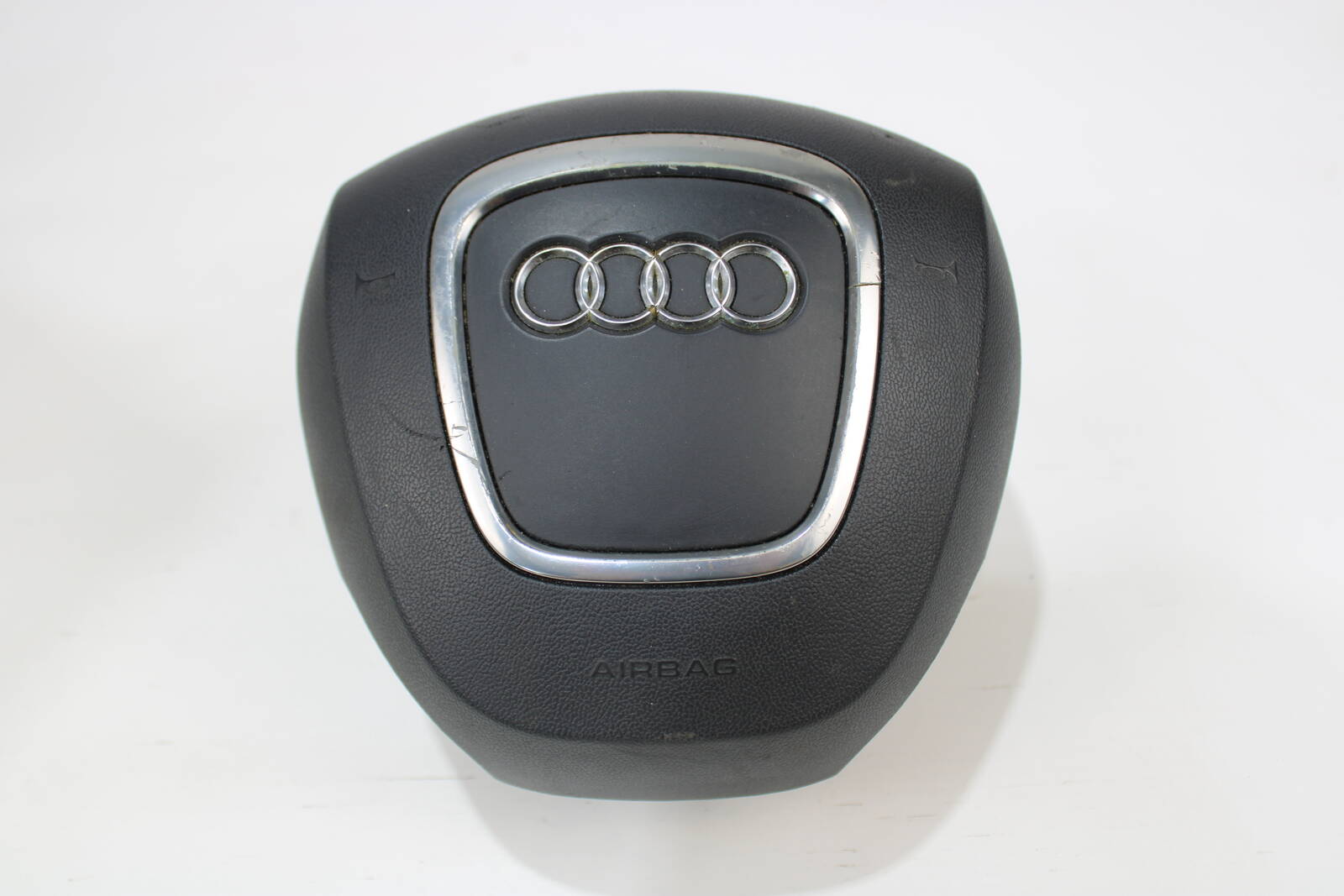 2009 - 2012 Audi Q5 Driver Steering Wheel Airbag – OEM 8R0880201C - Audi
