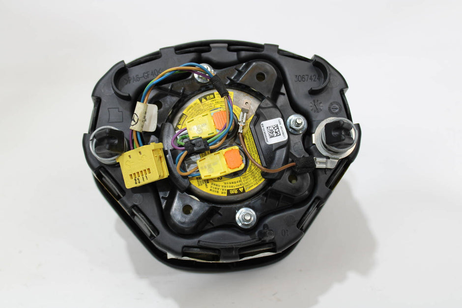 2012 - 2014 Mercedes - Benz C250, C300, C350, C63 Driver Steering Wheel Airbag – OEM A0008606003 - Mercedes - Benz
