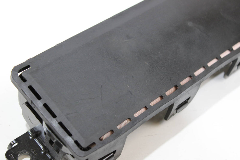 2012 - 2015 Tesla Model Y Driver Knee Airbag – OEM 1005259 - 00 - F - Tesla