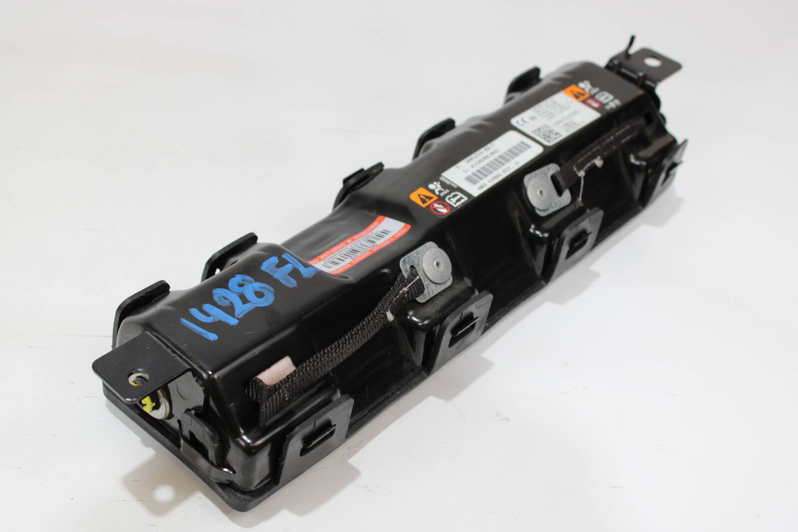 2012 - 2015 Tesla Model Y Driver Knee Airbag – OEM 1005259 - 00 - F - Tesla