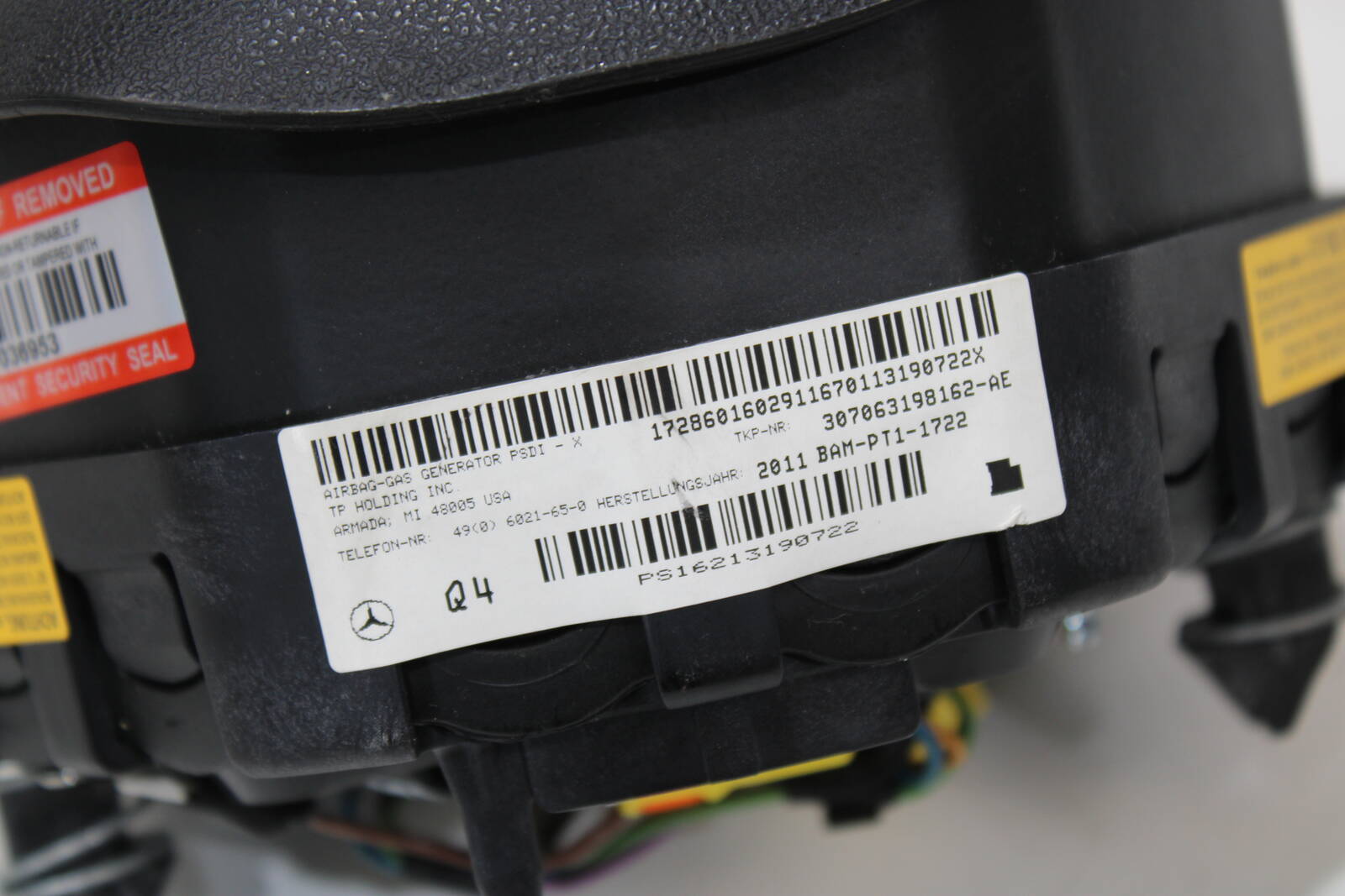 2012 - 2017 Mercedes - Benz CLS350, CLS550, CLS63 Driver Steering Wheel Airbag – OEM A0008605703, A2188603002, A0008605103, A2188604702 - Mercedes - Benz
