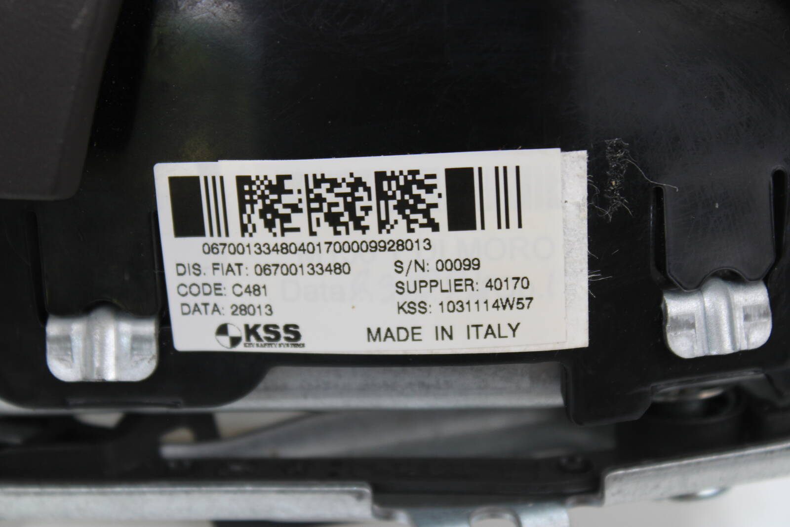 2014 - 2020 Maserati Ghibi Driver Steering Wheel Airbag – OEM 670114701 - Maserati