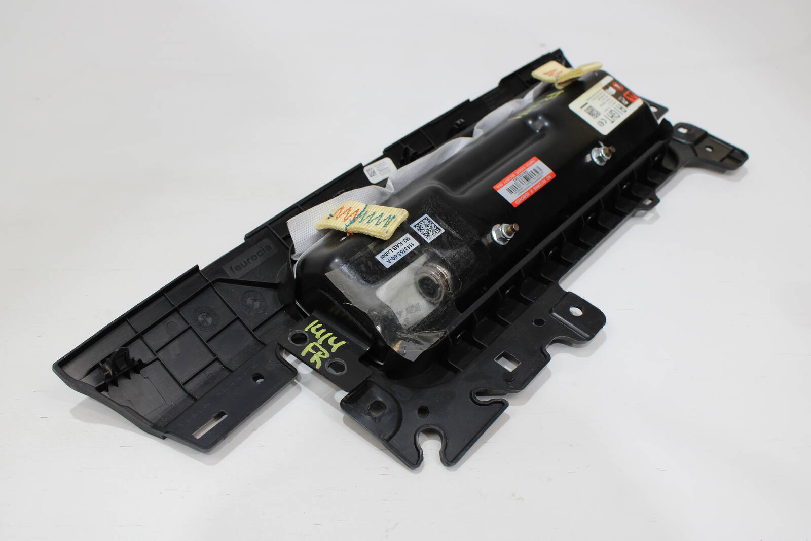 2017 - 2023 Tesla Model 3, Model Y Passenger Knee Airbag – OEM 1077826 - 00 - D - Tesla