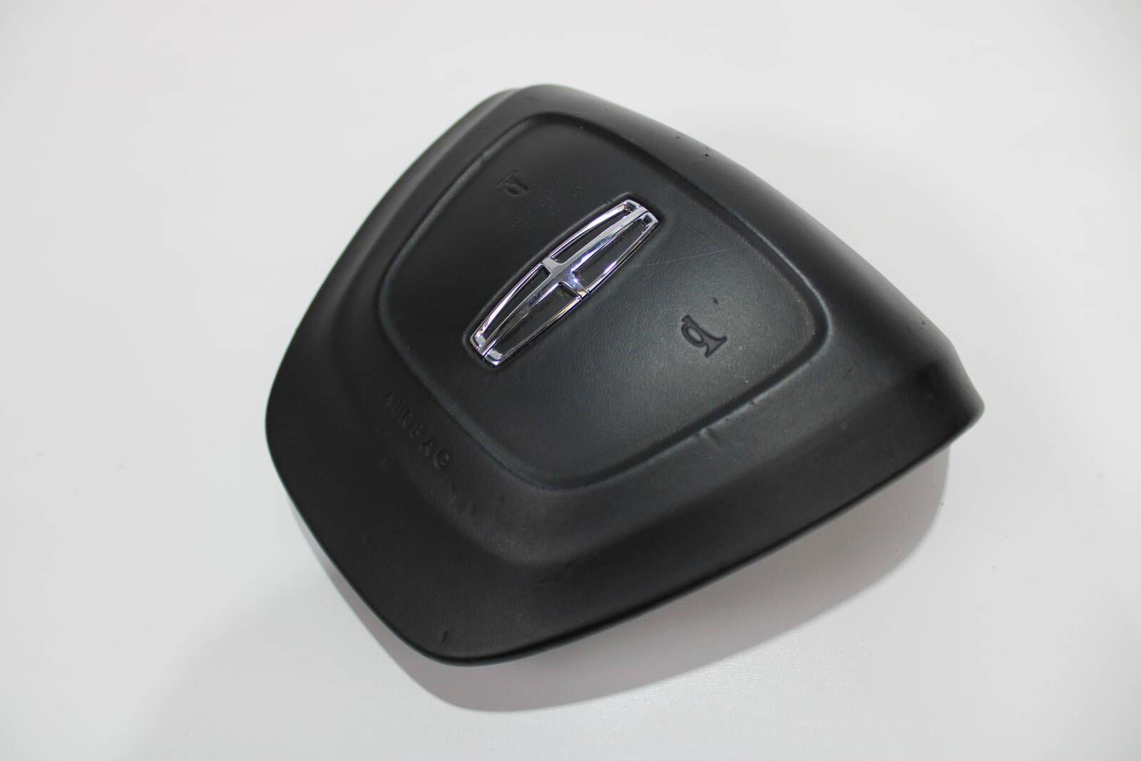 2019-2023 Lincoln Nautilus Driver Steering Wheel Airbag – OEM - Lincoln