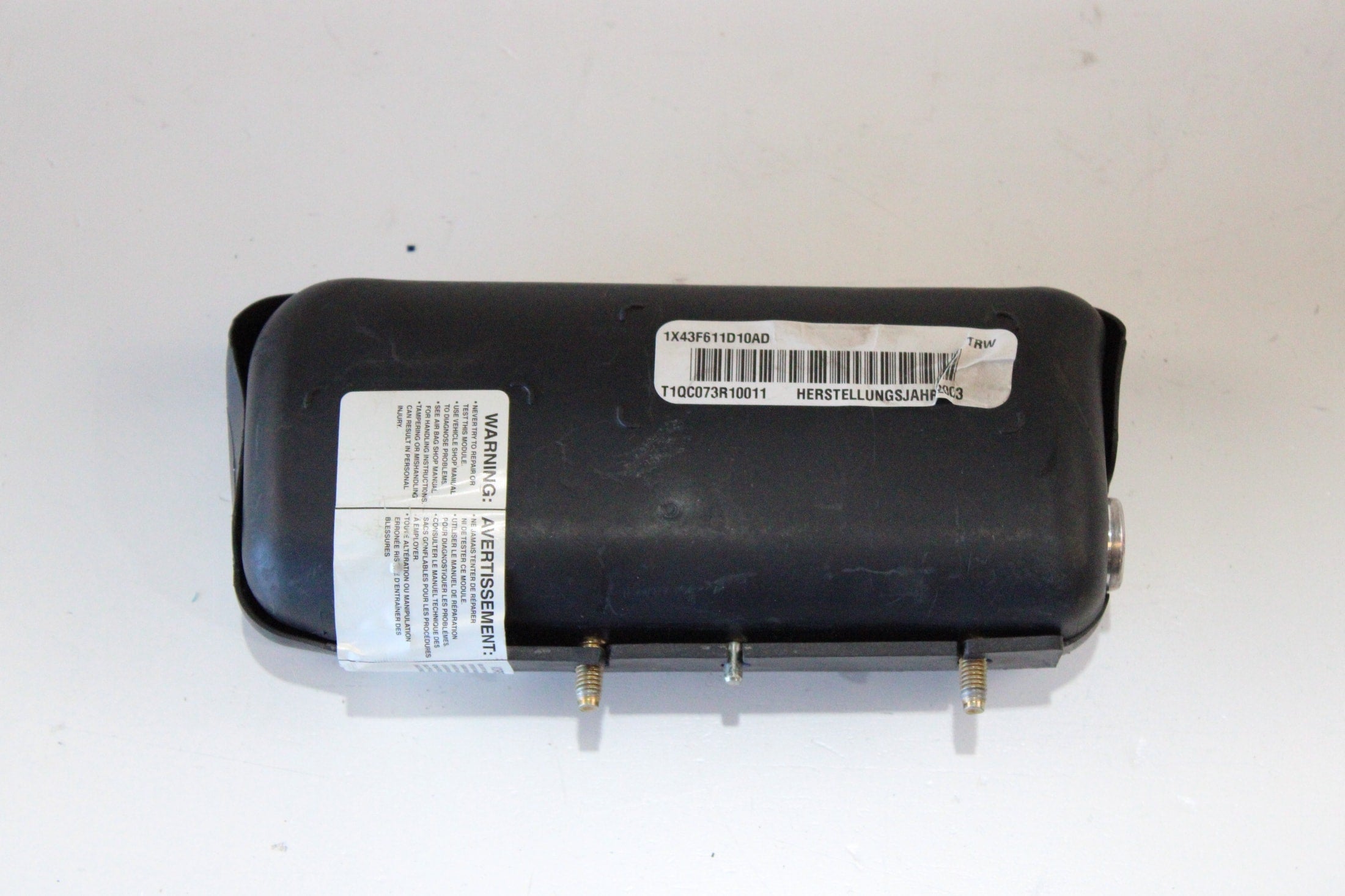 OEM Jaguar Passenger Seat Airbag – Fits S-type, X-type (2002–2008) and XJ8, Xjr (2003–2007) and Vanden Plas (2004–2007) and Super V8 (2005–2007) – Part C2C7690 – Jaguar – product view · I1536651 · photo 875585d0-a2a7-4d3e-b47a-e1a6bb55ee9d