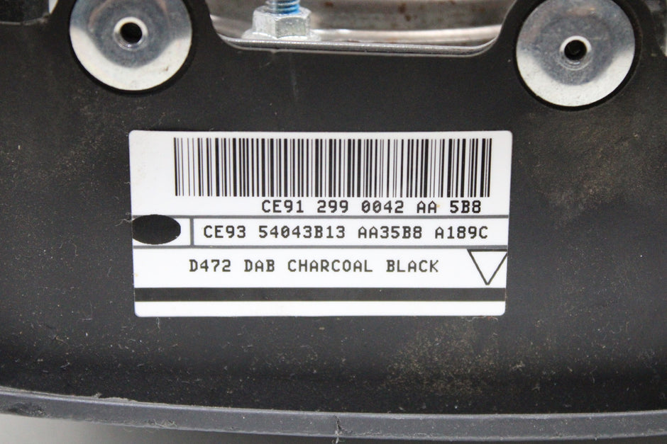 OEM Lincoln Driver Steering Wheel Airbag – Fits Mkt (2011–2012) – Part BE9Z-54043B13-AB – Lincoln – product view · B1536879 · photo 131b568f-dabc-4892-9257-27fad181424c