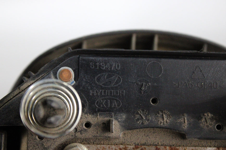 OEM Kia Driver Steering Wheel Airbag – Fits Sportage (2017–2022) – Part 56900-D9500WK – Kia – product view · B1536883 · photo cffc12cb-6164-4dc6-8fcd-a04ca9770616