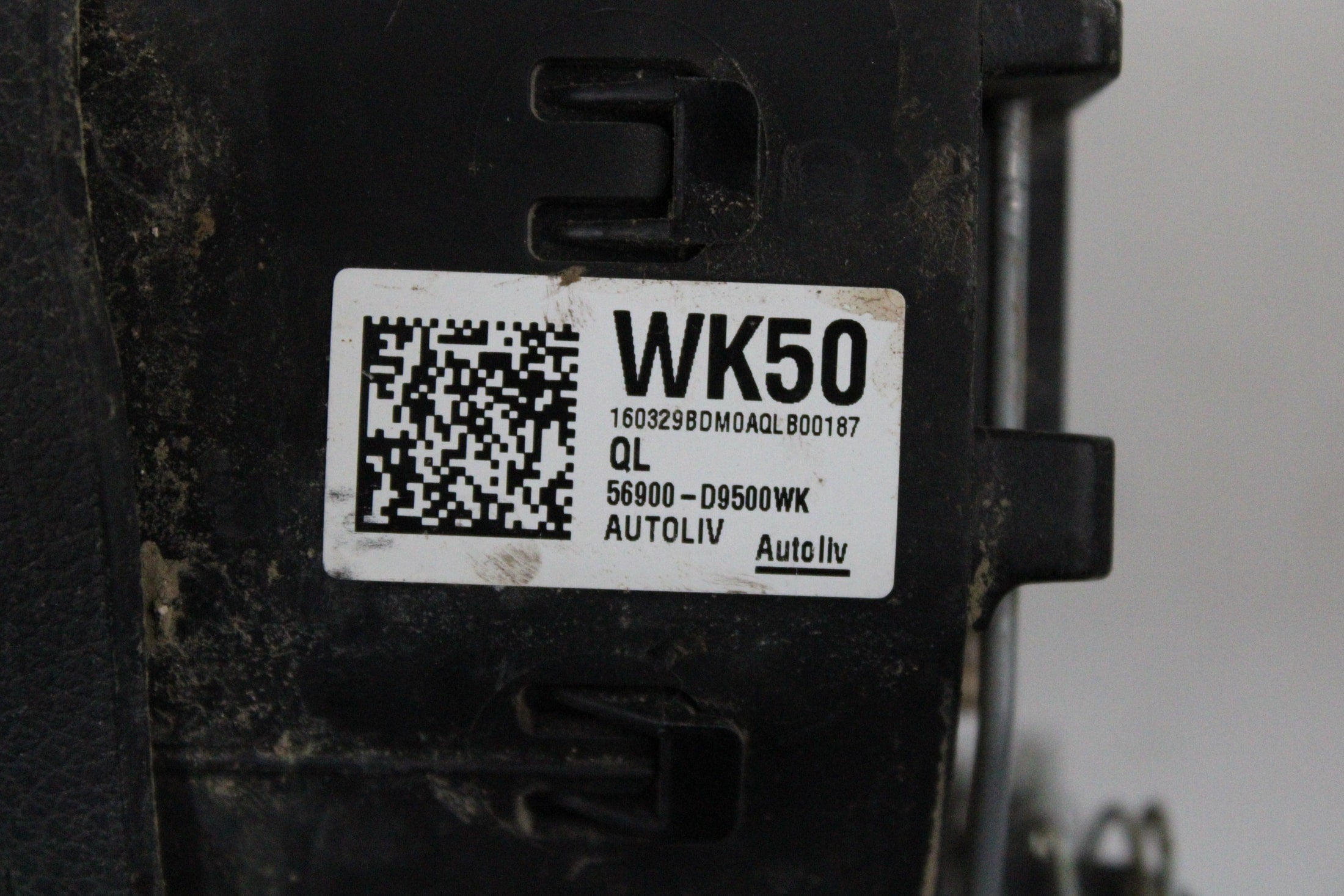 OEM Kia Driver Steering Wheel Airbag – Fits Sportage (2017–2022) – Part 56900-D9500WK – Kia – product view · B1536883 · photo 422ec1c9-9472-40ce-b3b3-7fb83380ad43