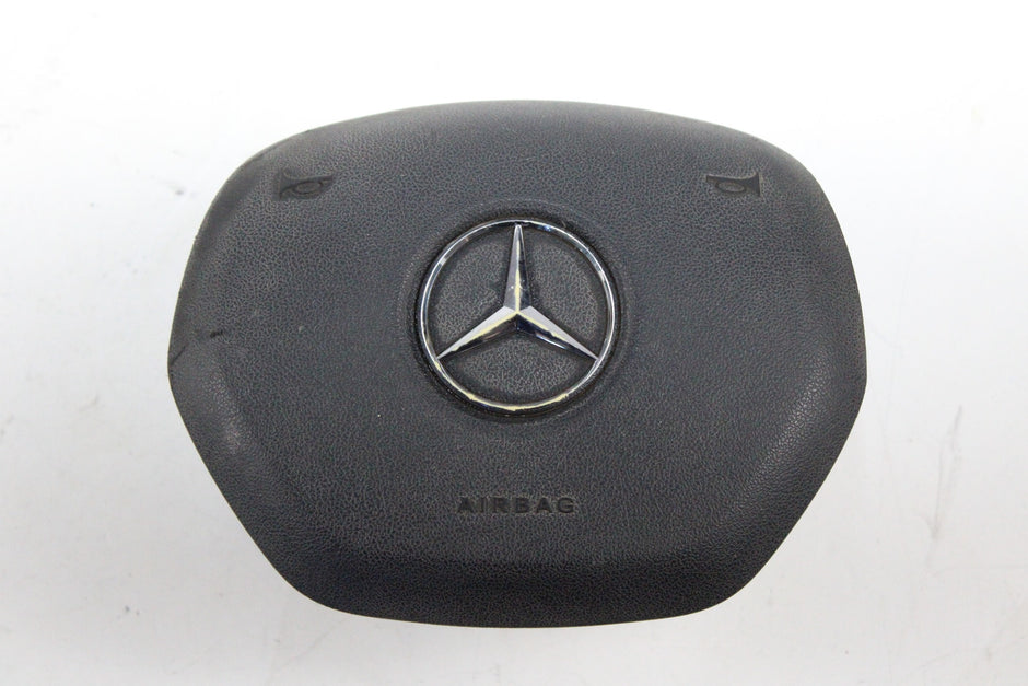 OEM Mercedes-Benz Driver Steering Wheel Airbag – Fits ML350, ML63 Amg (2012–2015) and ML250, ML400 (2015) and ML550 (2012–2014) and GL350, GL450, GL550, GL63 Amg (2013–2016) and G550, G63 Amg (2013–2018) and G65 Amg (2016–2018) – Part A16686000029116 – Mercedes-Benz – product view · B1536886 · photo 0e3081b5-8efe-479e-a7f8-56759f794ec0