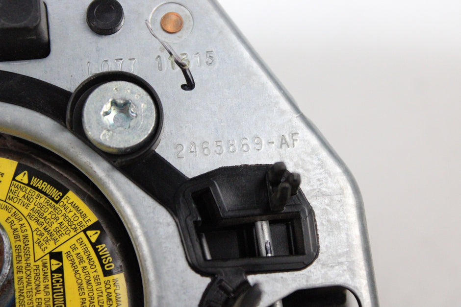 OEM Jeep Driver Steering Wheel Airbag – Fits Cherokee (2014–2018) – Part P1UU46DX9AH – Jeep – product view · B1536890 · photo d1d6edda-f634-42d4-a1dc-39888fe83491