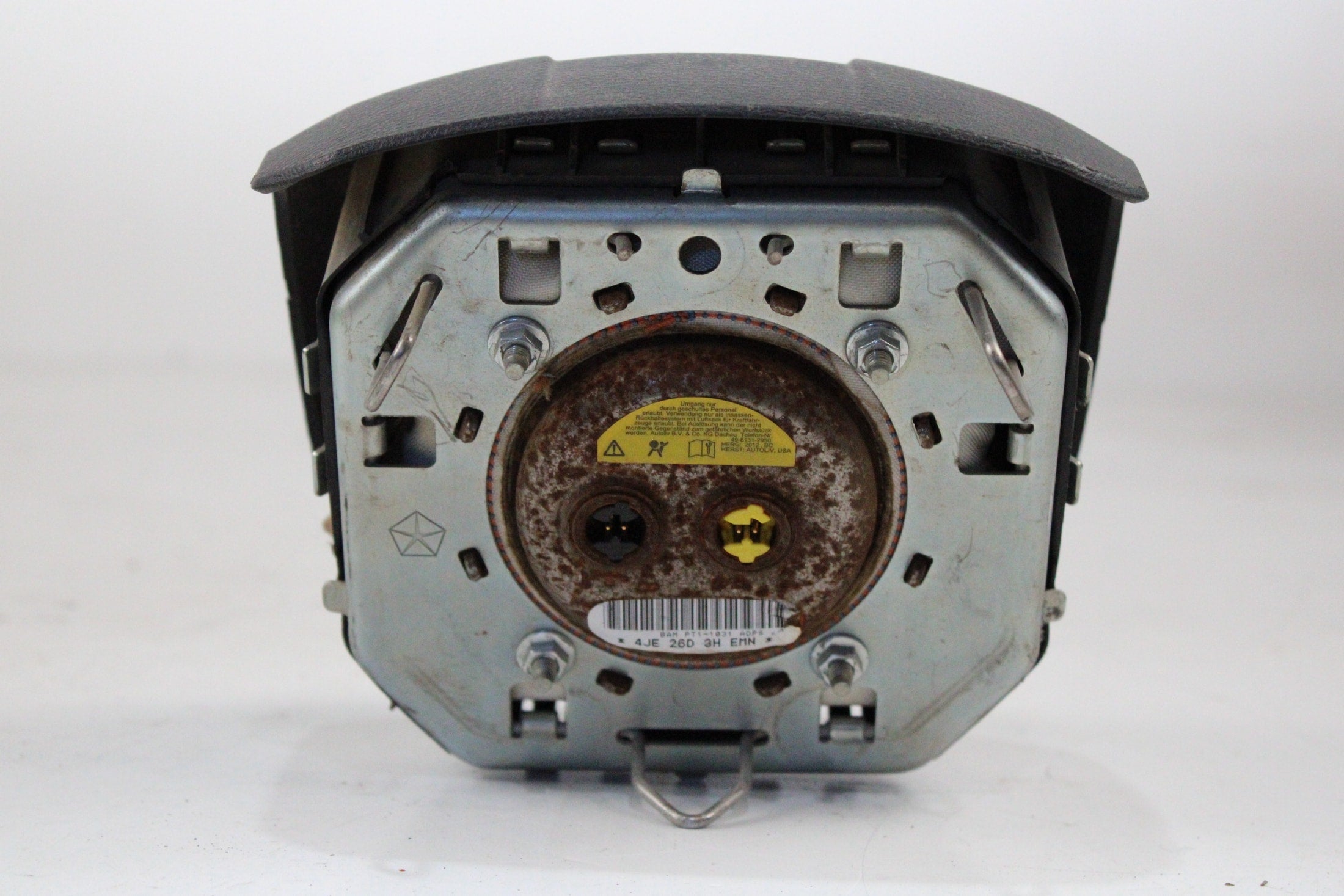 OEM RAM Driver Steering Wheel Airbag – Fits 2500, 3500 (2013) – Part 1EF19XDVAH – RAM – product view · B1536894 · photo 1c8181ef-70b1-44e1-91d5-a321c3b61b53