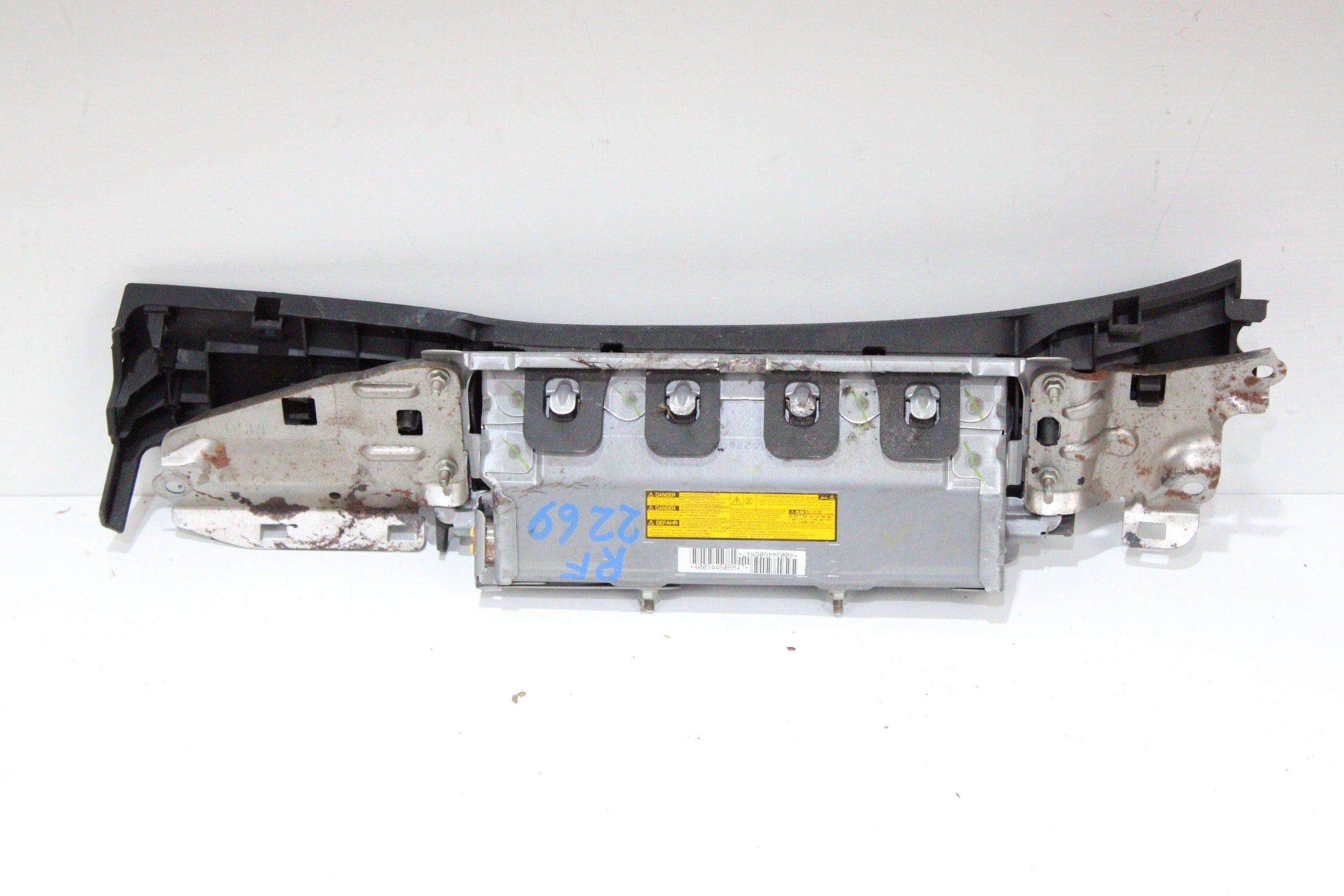 OEM Lexus Passenger Knee Airbag – Fits Ls 460 (2007–2017) and Ls 600HL (2008–2016) – Part 73990-50030-C0 – Lexus – product view · G1536717 · photo b8235607-95c3-46b9-8d6e-ac1136909bf1