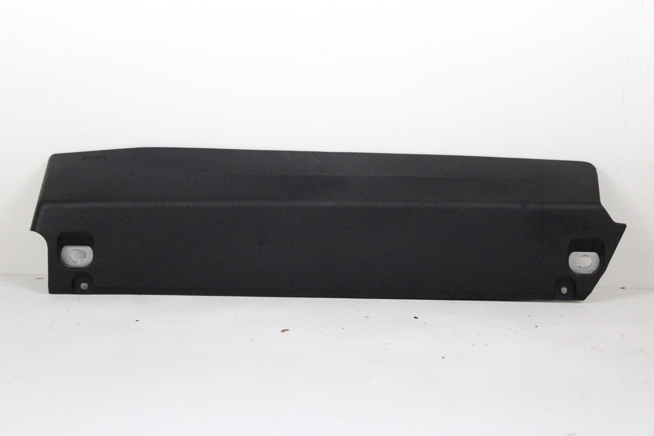 OEM BMW Driver Knee Airbag – Fits 535I Gt, 550I Gt Xdrive (2010–2017) and 535I Gt Xdrive (2011–2017) and 550I Gt (2010–2015) – Part 72129188286 – BMW – product view · G1536730 · photo 4805726c-97fd-4fbf-a84b-d0223c36e16e