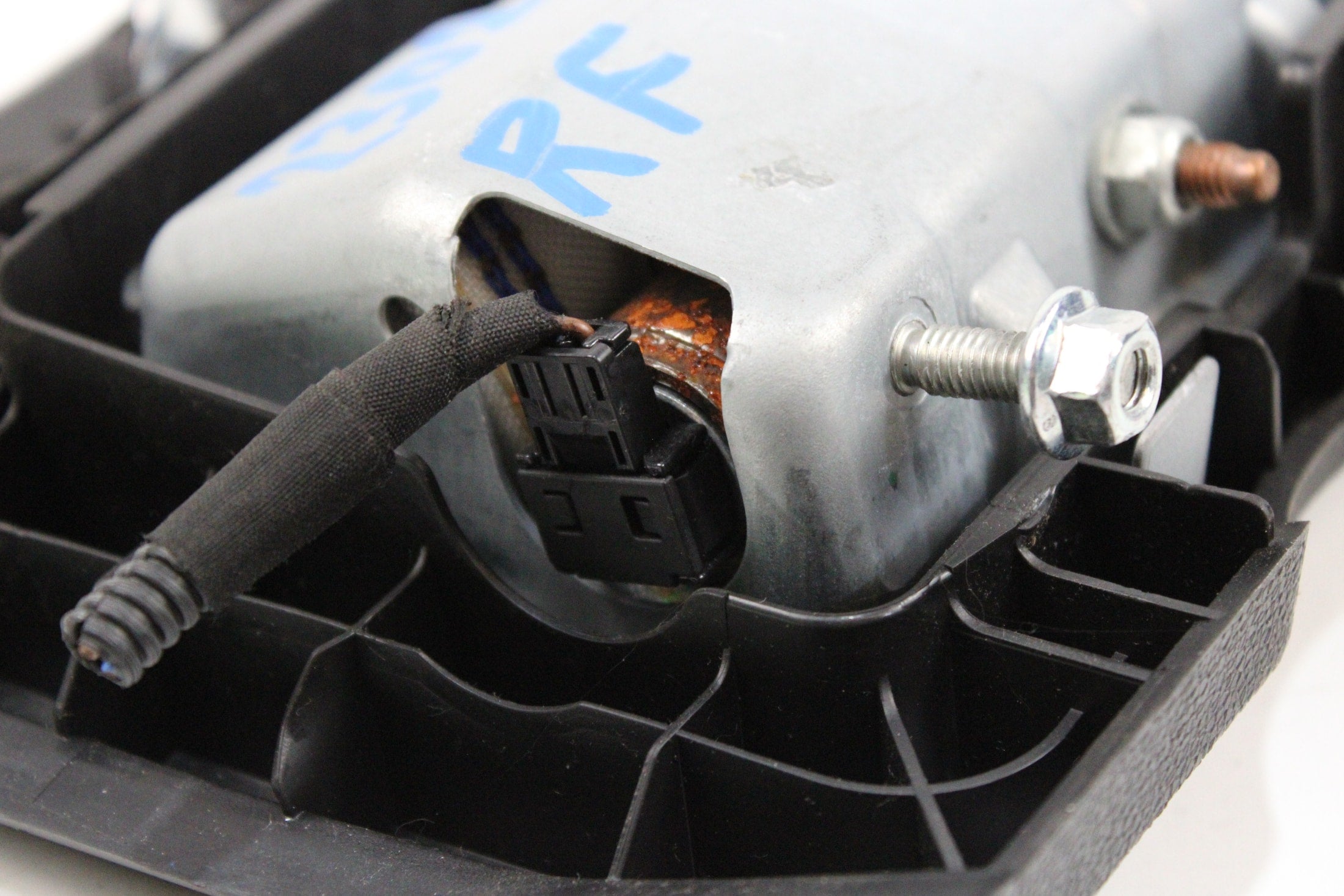 OEM MINI Passenger Knee Airbag – Fits Cooper Countryman (2011–2016) and Cooper Paceman (2013–2016) – Part 51459803415 – MINI – product view · G1536745 · photo cf32c69f-6cdf-438d-9379-a6e0fb5e0a4e