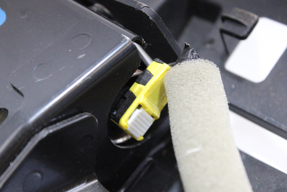 OEM Nissan Passenger Knee Airbag – Fits Rogue (2021–2022) – Part 985R1-6RR0A – Nissan – product view · G1536747 · photo f5ea43d9-b170-4459-991b-35db6fdaf62f