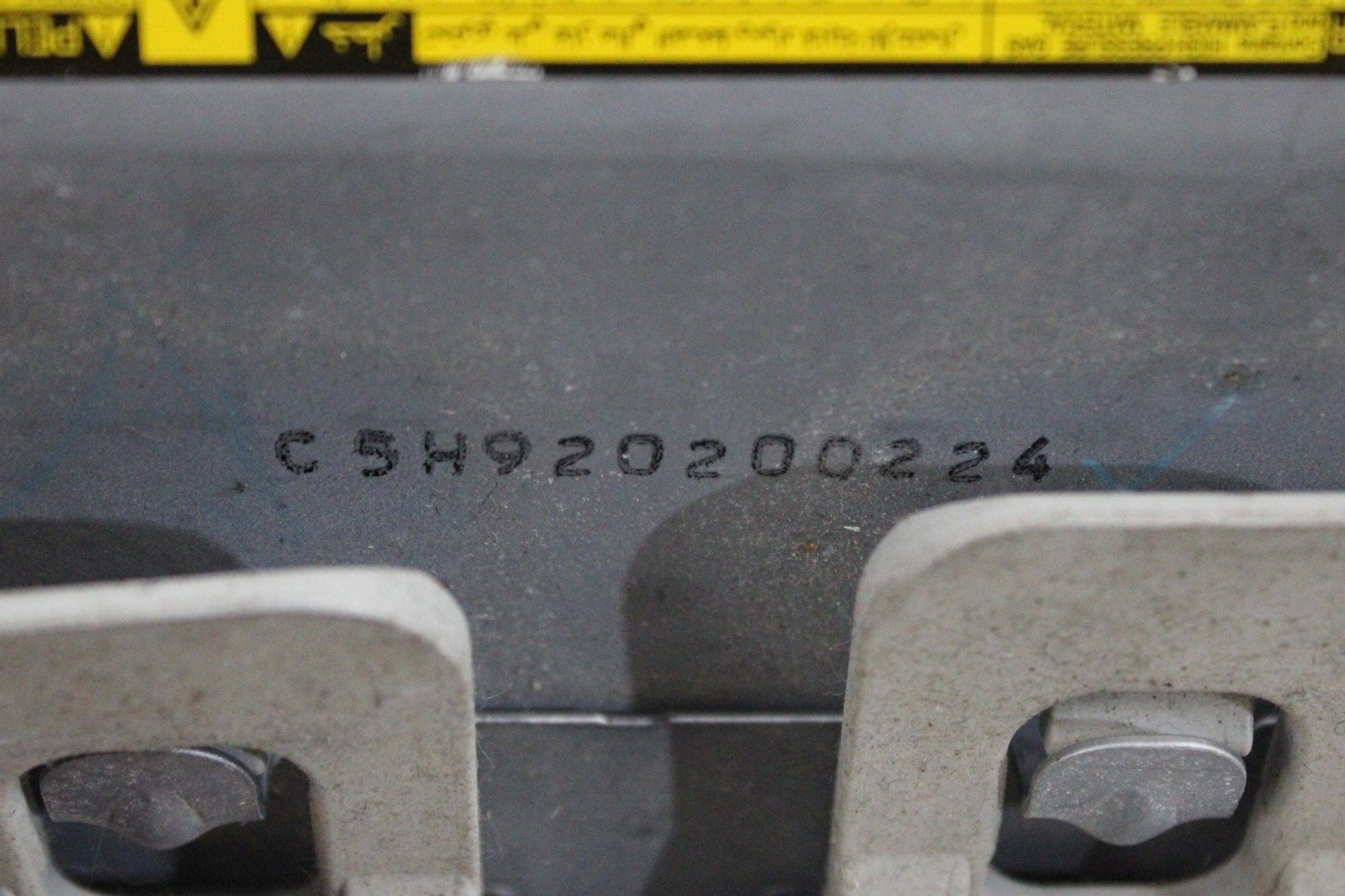 OEM Lexus Driver Knee Airbag – Fits RX350, RX450H (2010–2013) – Part 73900-0E020-B0 – Lexus – product view · G1536750 · photo 398c3359-fbd8-4f2f-af9f-630340e95923