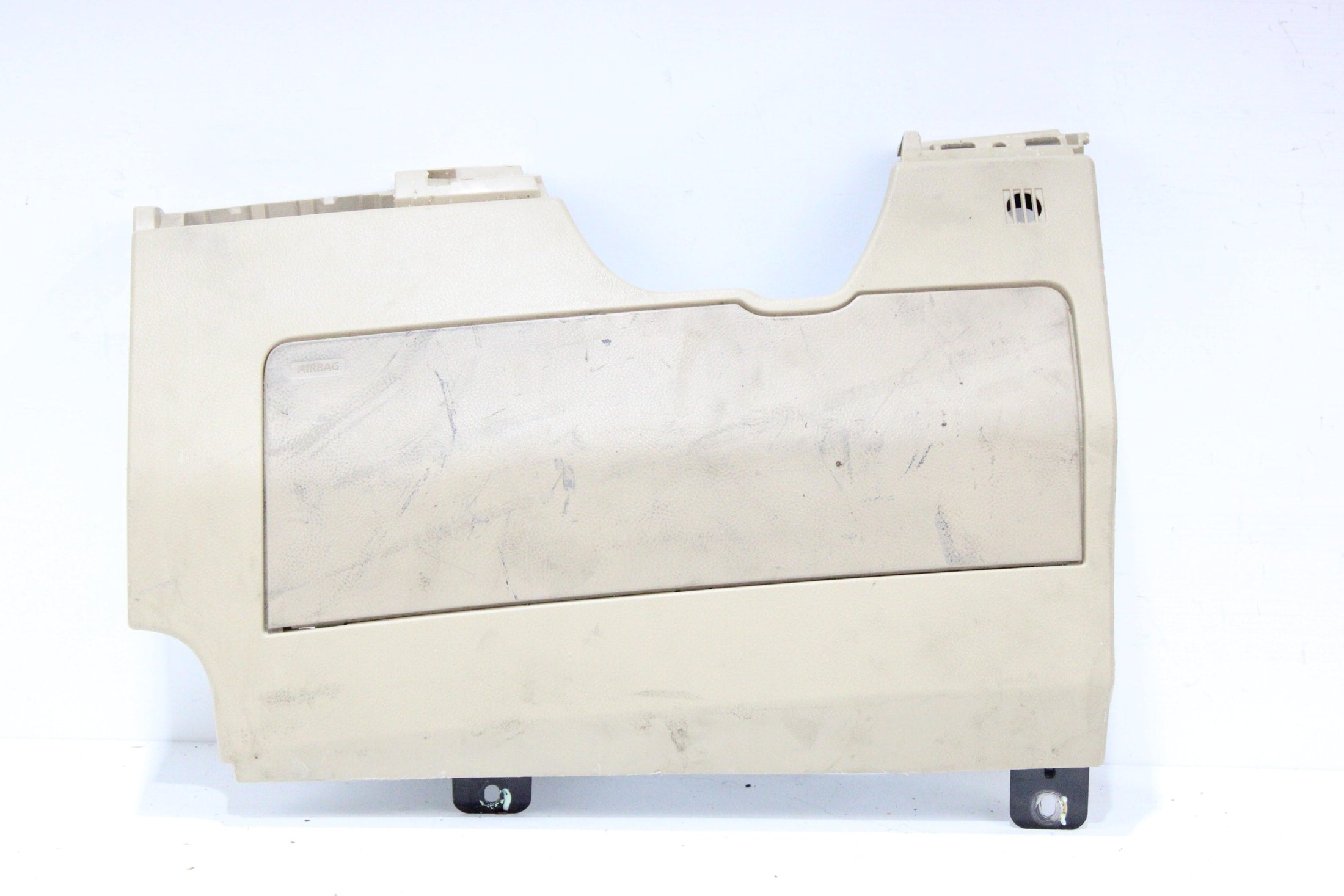 OEM Land Rover Driver Knee Airbag – Fits LR2 (2008–2015) – Part LR012027 – Land Rover – product view · G1536752 · photo 547170eb-09d3-4f42-a144-c8a396ae5e86