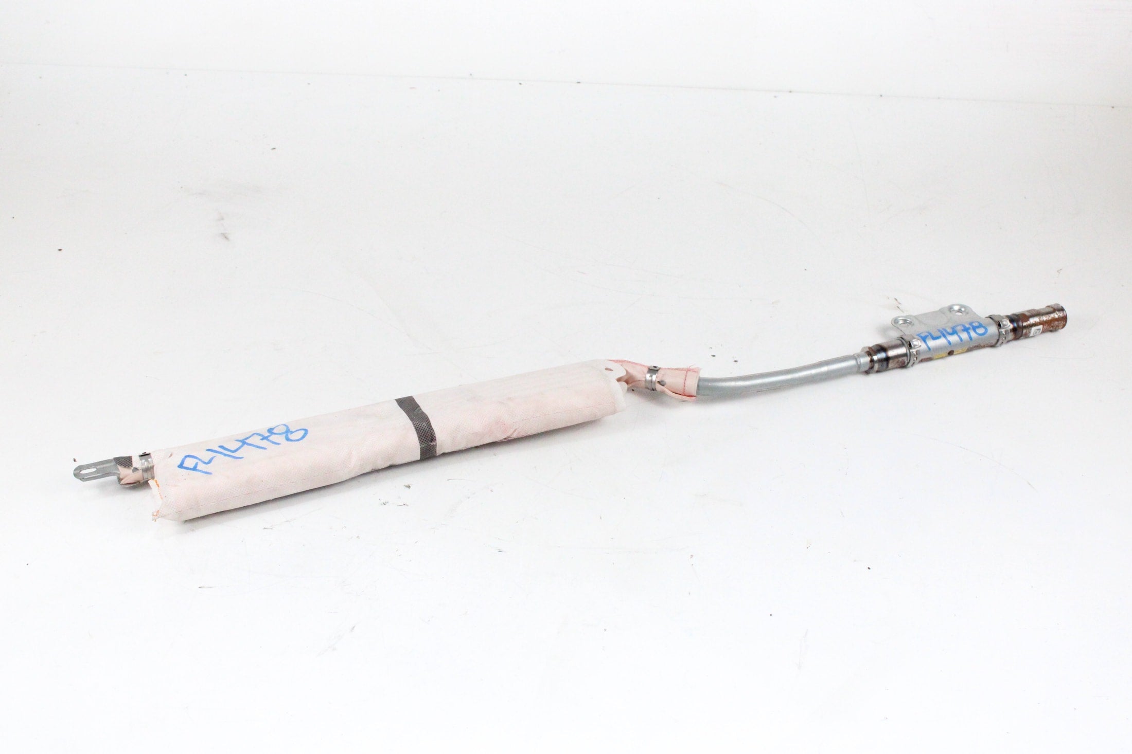 OEM Mercedes-Benz Curtain Airbag – Fits SLK250 (2012–2015) and SLK300 (2016) and SLK350, SLK55 Amg (2012–2016) and SLC300, SLC43 Amg (2017–2020) – Part A1728602502 – Mercedes-Benz – product view · G1536757 · photo f39eede8-1dd6-4e0d-ad5a-488ec93efa14