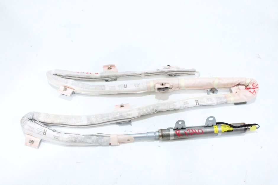 OEM Porsche Curtain Airbag – Fits Cayenne (2011–2018) – Part 7P5880742C – Porsche – product view · G1536759 · photo 77d51015-05ba-4241-9724-fd13732803f7