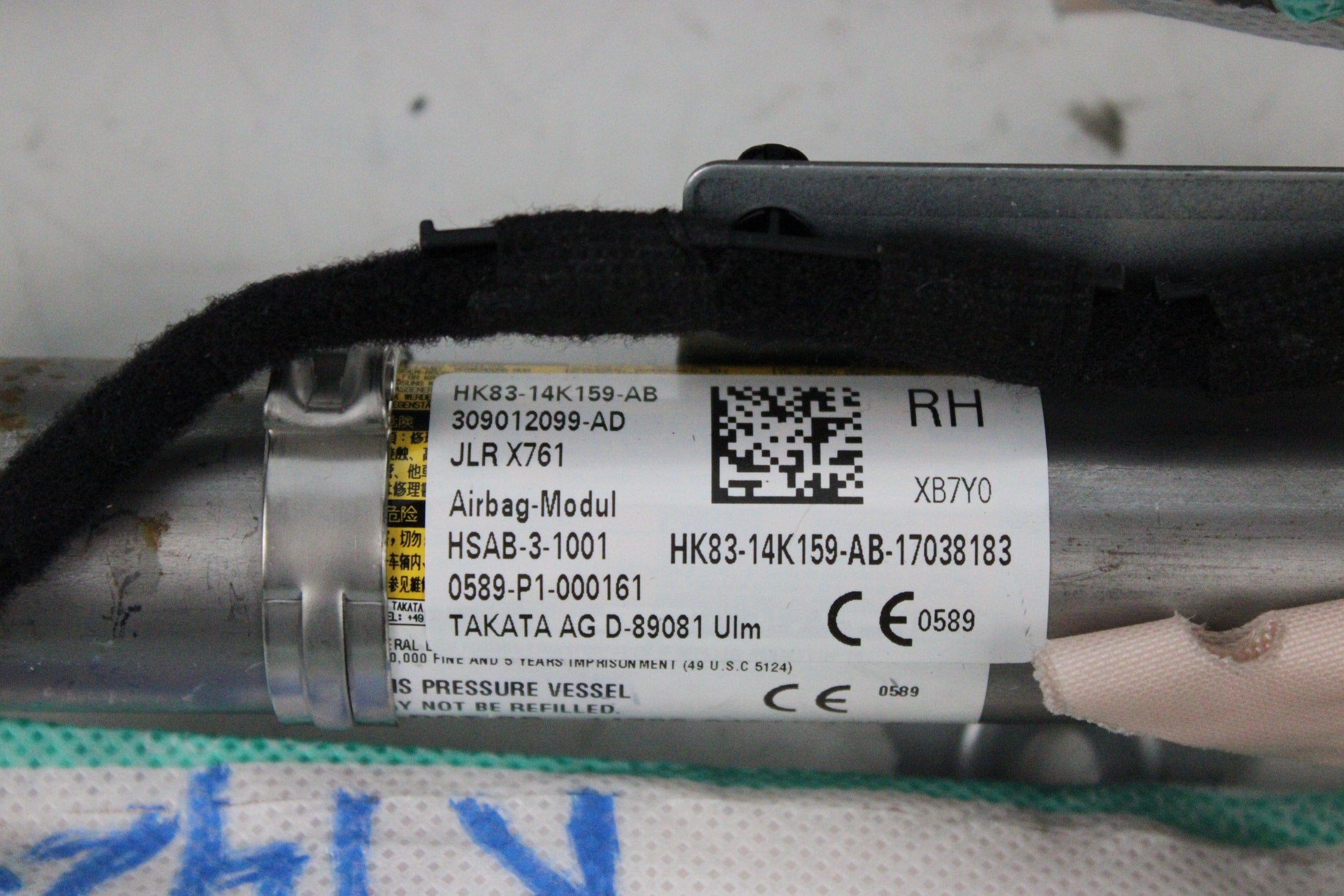 OEM Jaguar Curtain Airbag – Fits F-pace (2017–2020) – Part HK83-14K159-AB – Jaguar – product view · G1536774 · photo 520b152c-2c30-45f0-8fb9-7905d01060fe