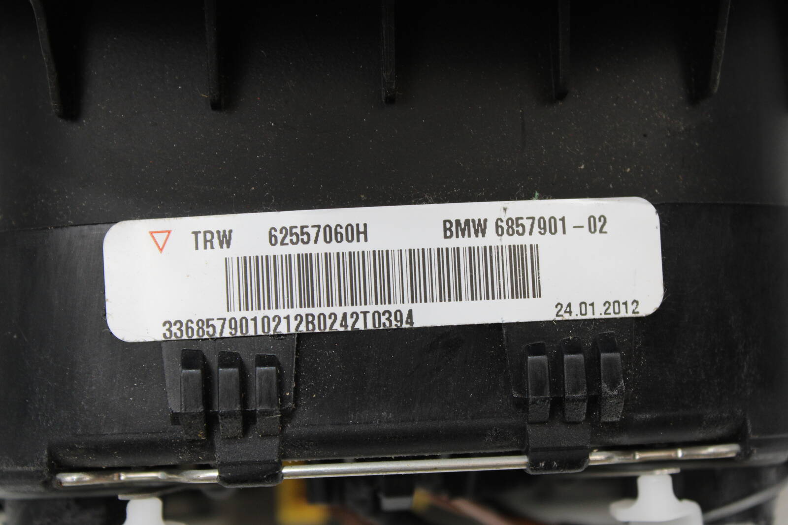 2012-2018 BMW 320i, 328i, 335i, 340i Wheel Airbag – OEM 6857901-02