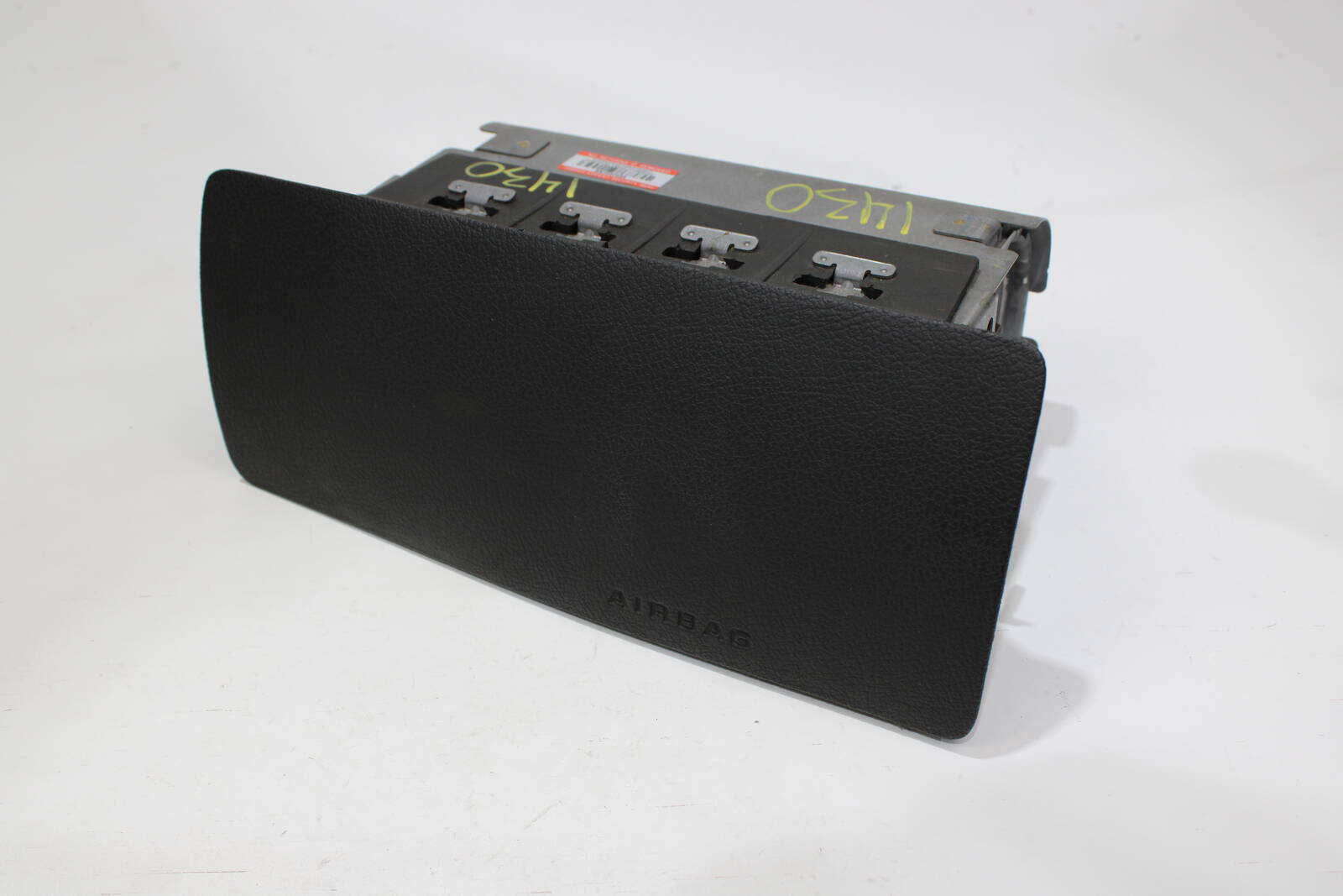 2006-2010 Hummer H3 Dashboard Airbag – OEM 15814846