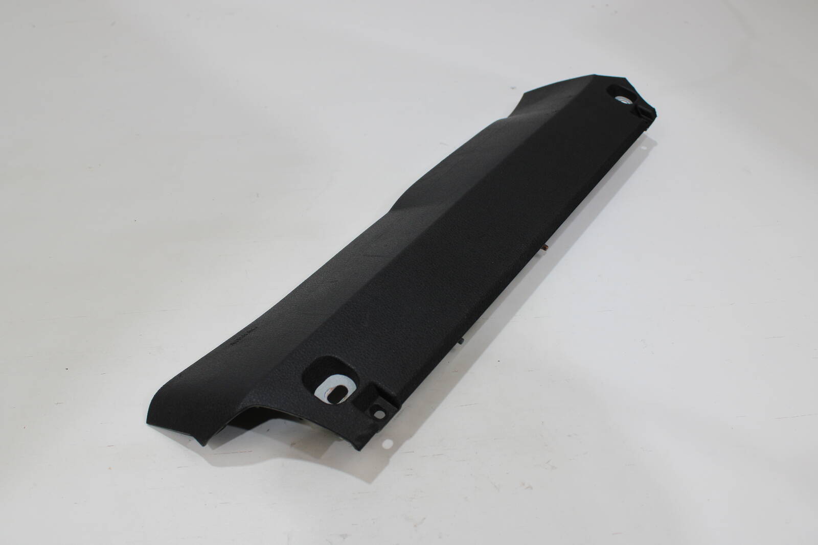 2010-2015 BMW 740i, 750i, 760Li, Alpina B7 Driver Knee Airbag – OEM 72129176276