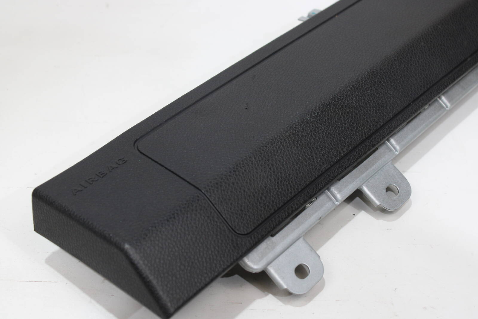 2014-2019 Mercedes-Benz CLA250, GLA250 Driver Knee Airbag – OEM A1768601302