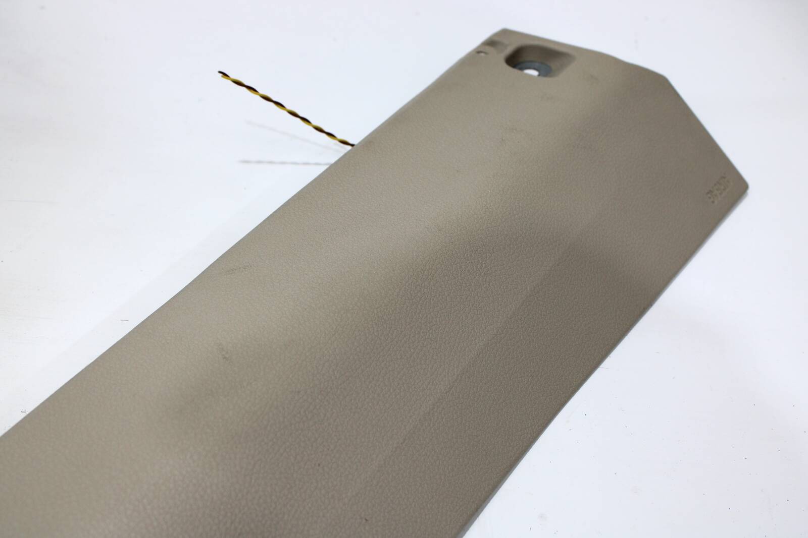 2011-2018 BMW 528i, 535i, 550i, M5, 640i, 650i, M6 Driver Knee Airbag – OEM 72129181128